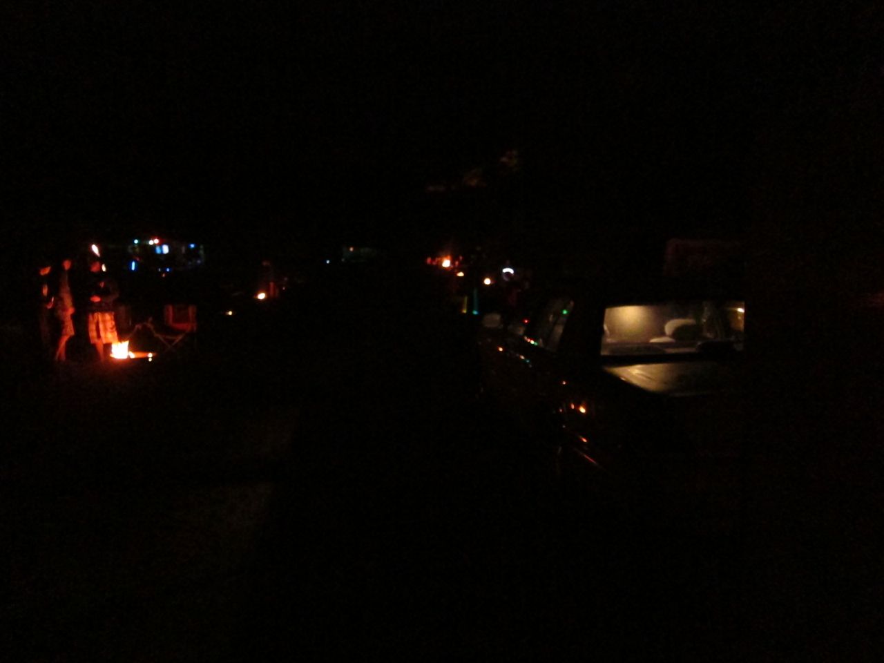 1.40am: the car and trailer are finally packed